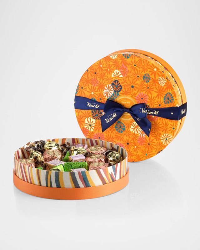 Murrine Medium Hamper with Assorted Chocolates, 14.1 oz.